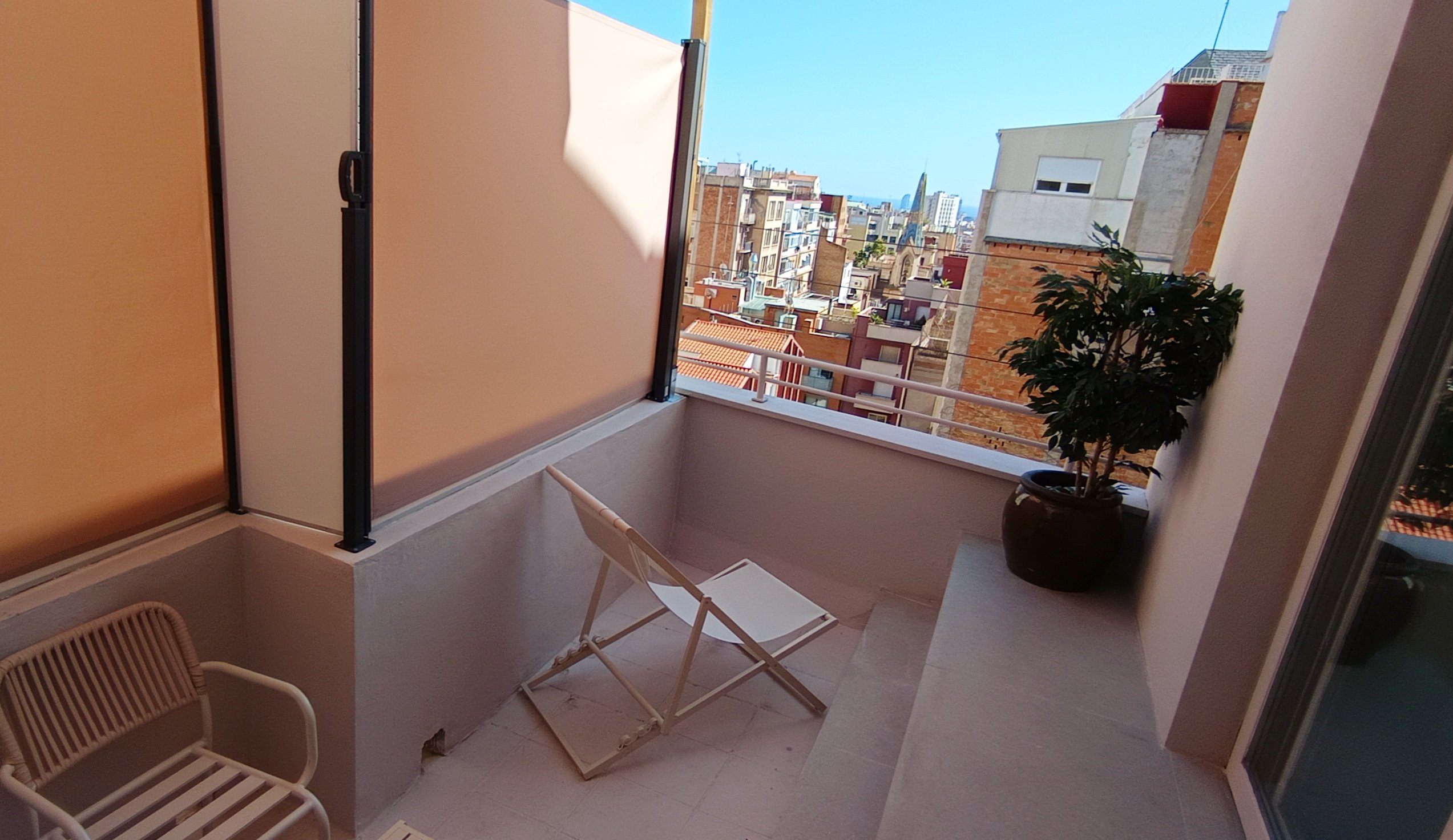 APARTAMENT 1 DORMITORI AMB TERRAZA